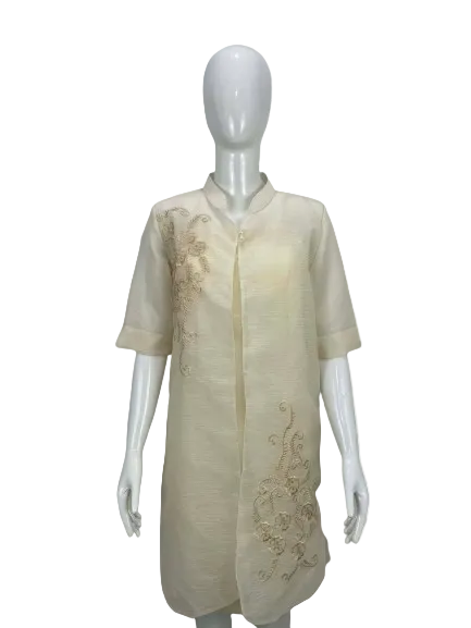 TU19 - Jusilyn Tunic Embro