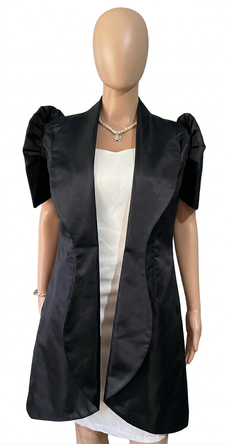 T03 - Sara Taffeta (Black)